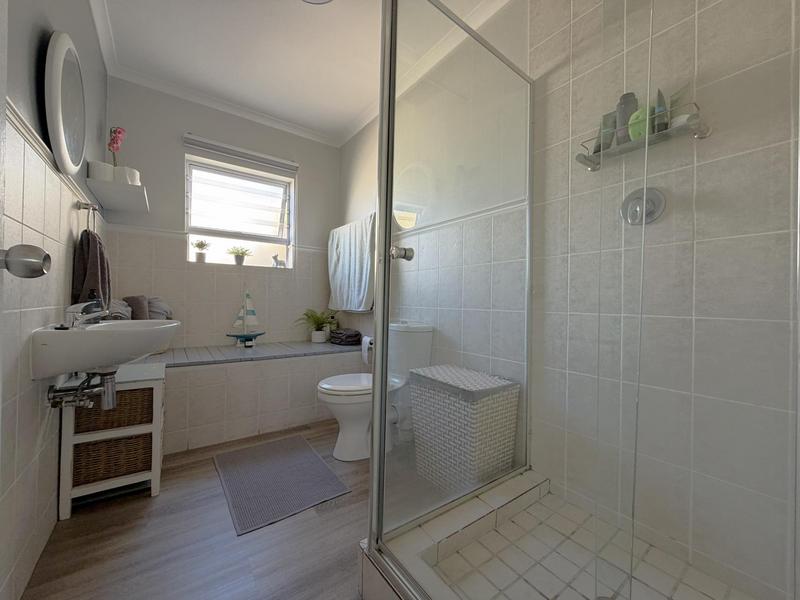 3 Bedroom Property for Sale in Costa Da Gama Western Cape